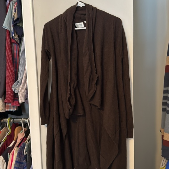 Neiman Marcus cashmere drape sweater, chocolate brown, one size - Picture 7 of 7